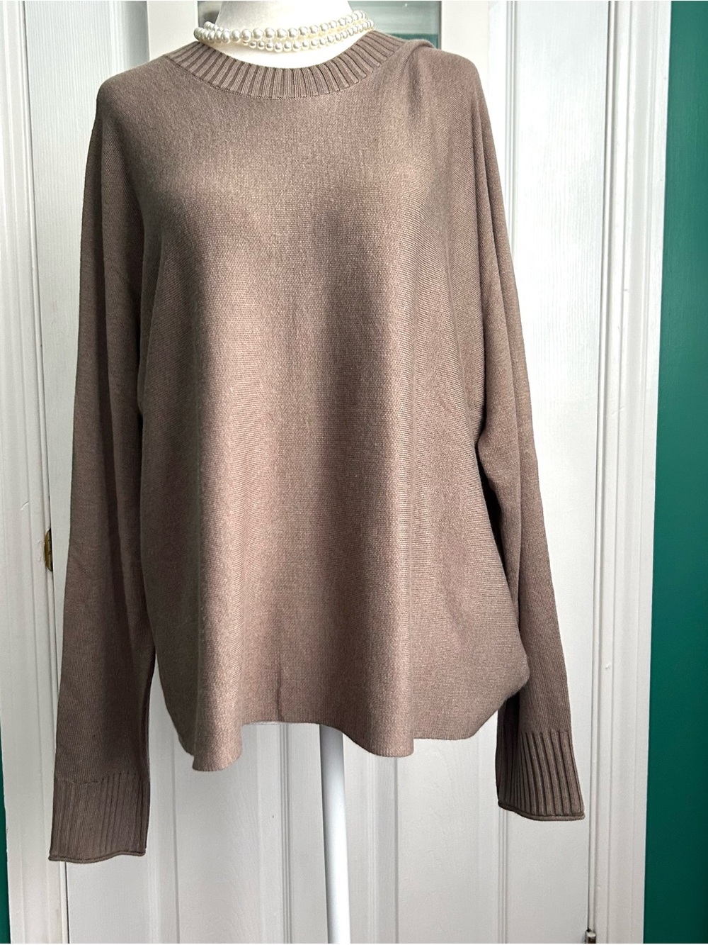 Splendid Taupe Crewneck Sweater Medium